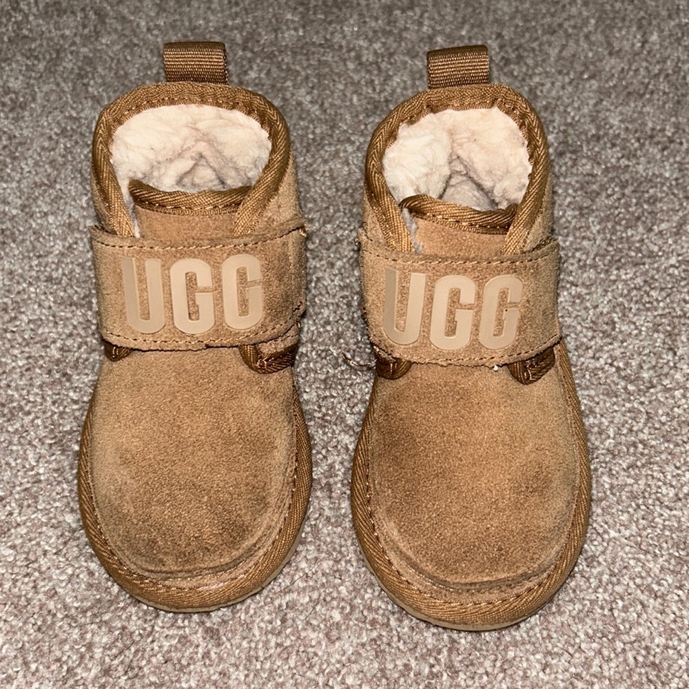 Kids’ UGG Neumel II Graphic Boot
